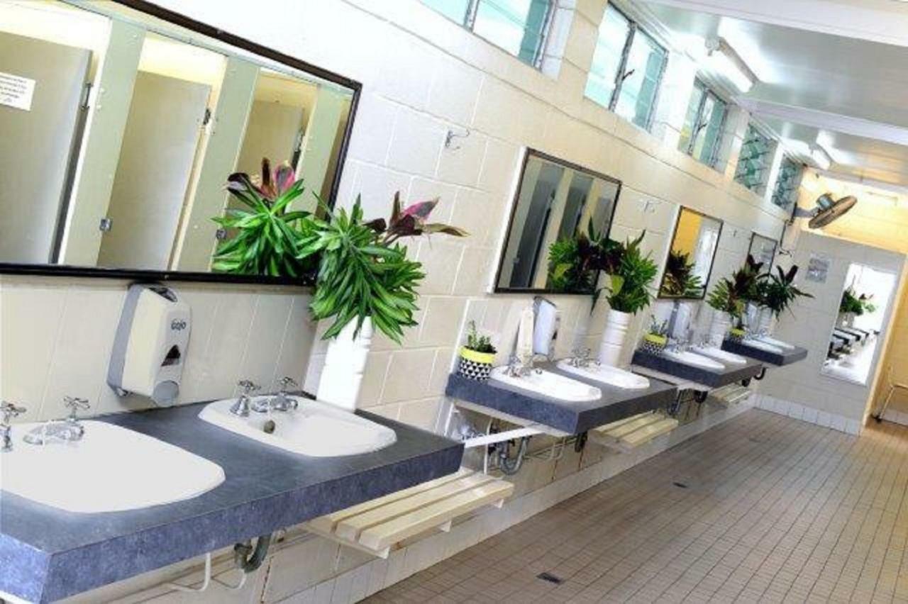 Coral Coast Tourist Park Hotel Townsville Exterior photo